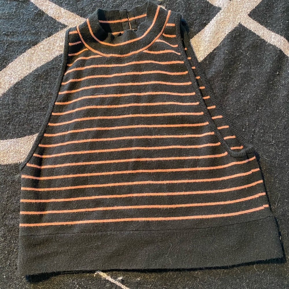 Victoria’s Secret crop top